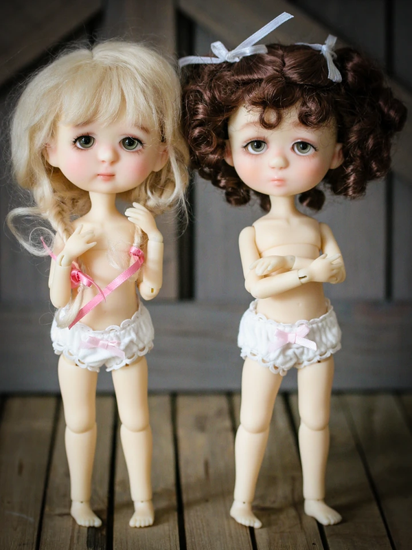 Evie & Mimi