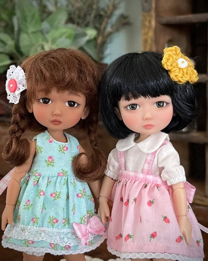 Artist Dolls & Fashions